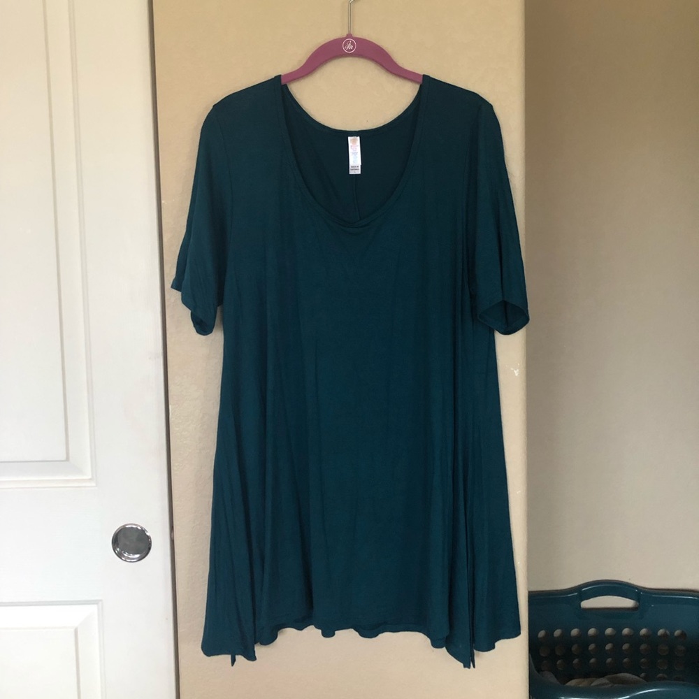 Lularoe perfect tee